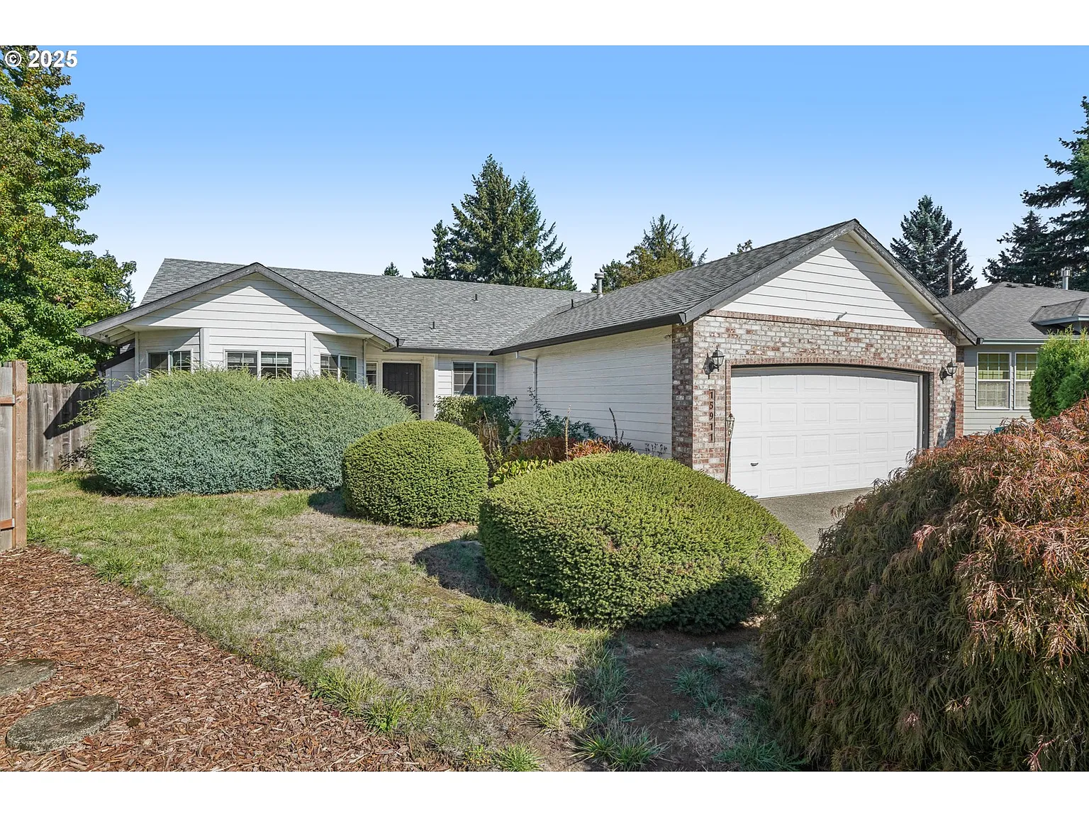 15911 SE Taggart Ct